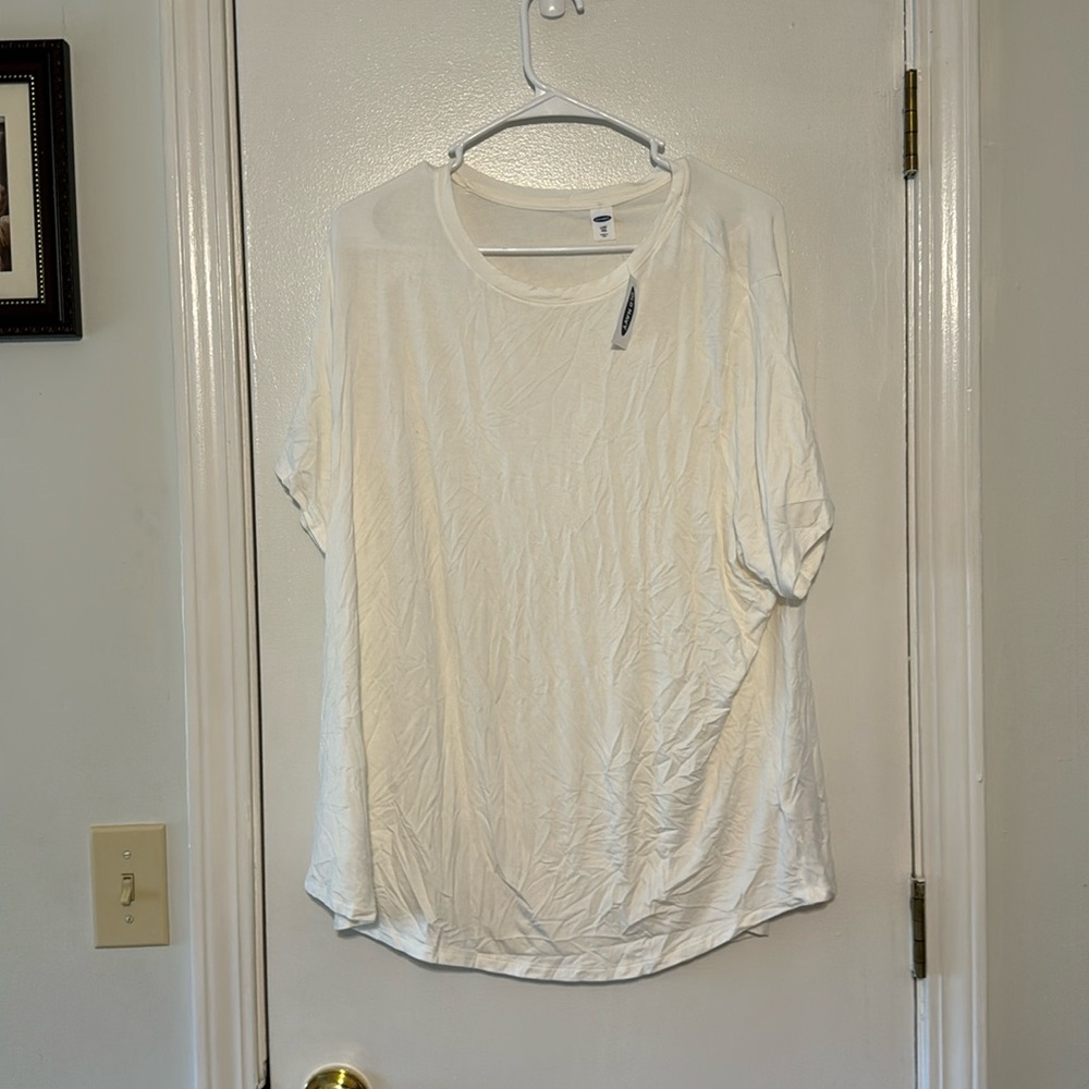 Old Navy Tee